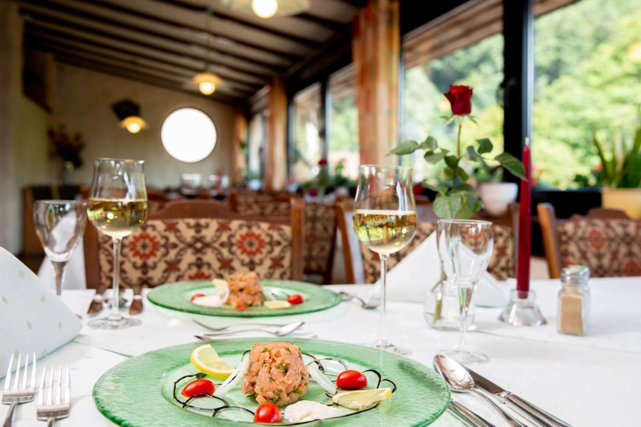 Hotel Restaurant Haus Waldesruh Eppenbrunn Zewnętrze zdjęcie